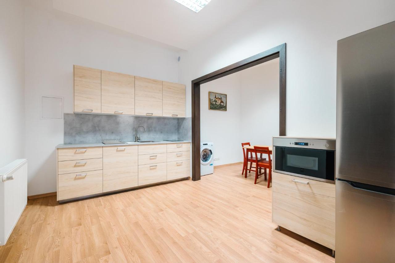 Michalska Residence 1 Bratislava Buitenkant foto